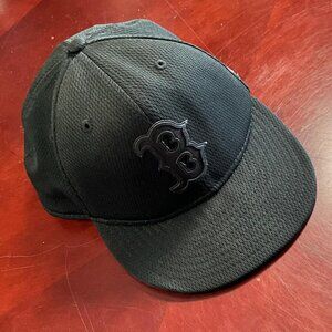 Boston Red Sox New Era Genuine MLB Merchandise Black Out Adjustable Hat (OSFM)